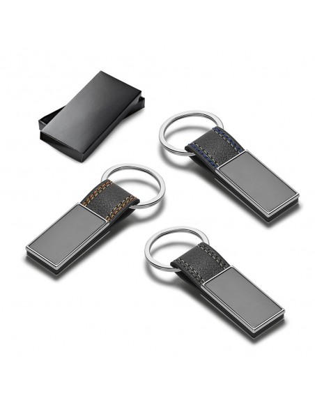 BALE. Metal keyring